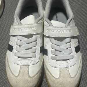 Sketchers - Boy's Zinger Street Sneaker - Size 13.5